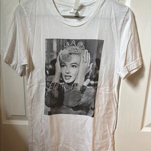 Marilyn Monroe White Graphic T-Shirt with Black and White Print